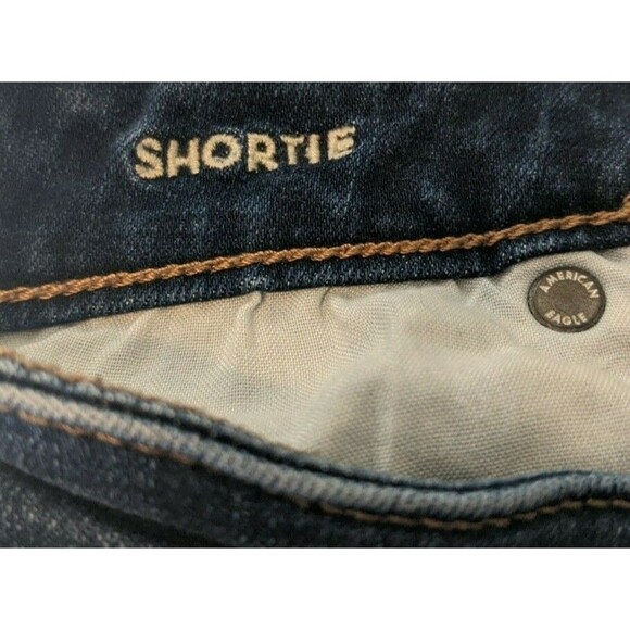 AMERICAN EAGLE Jean Shorts  Women's Size 2  Frayed Super Stretch Denim Shortie - Picture 5 of 8